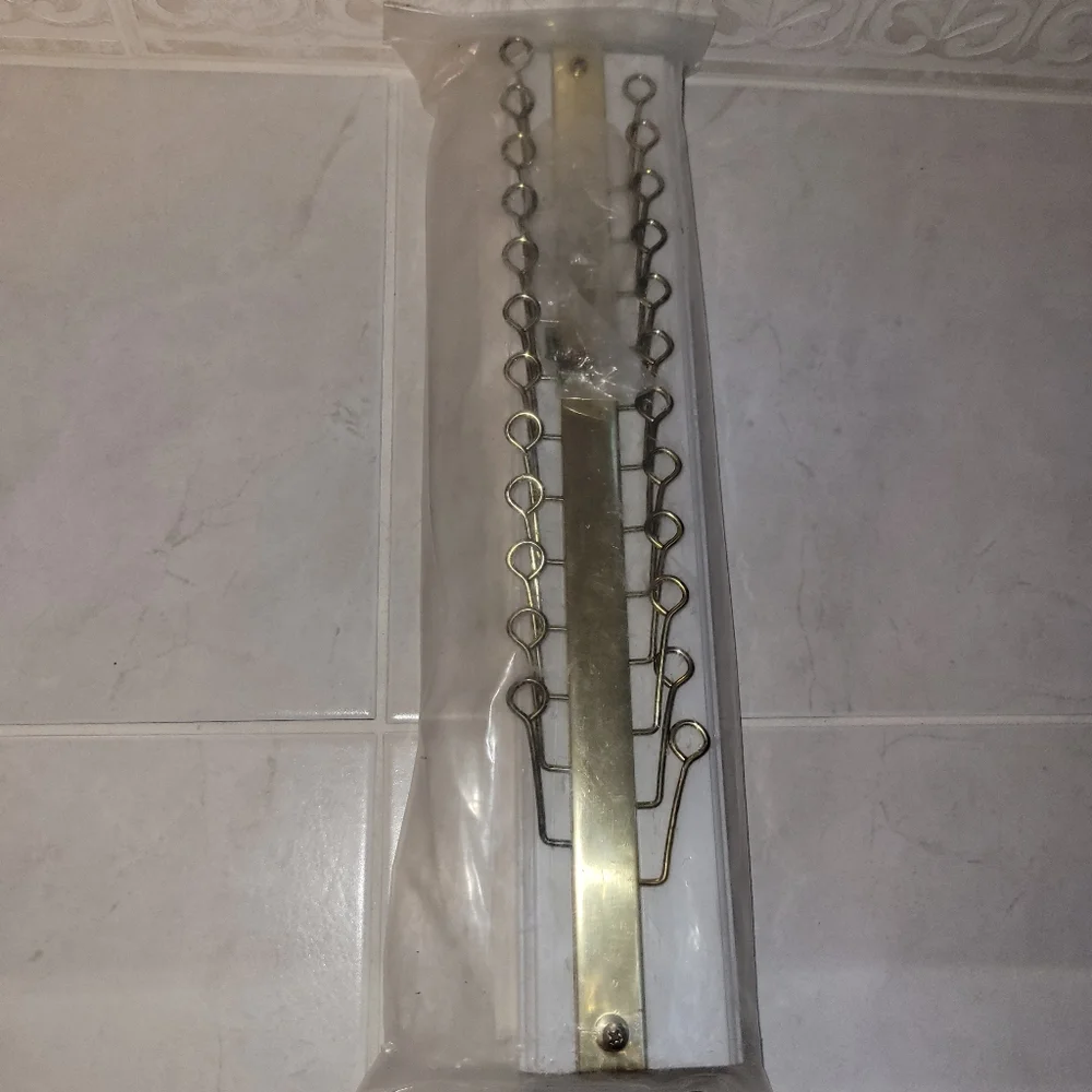 Easy Stor Sliding Tie/Scarf Rack